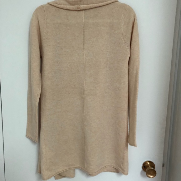 SOLD Aritzia Group by Babaton Hugo cardigan S - Picture 4 of 11